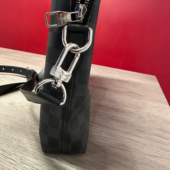 Louis Vuitton Damier Cobalt Porte Documents - Picture 5 of 8